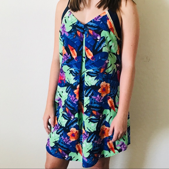 Adelyn Rae Hawaiian Print Crepe Dress - Picture 8 of 9